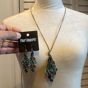 Pier 1 Imports necklace and matching earrings